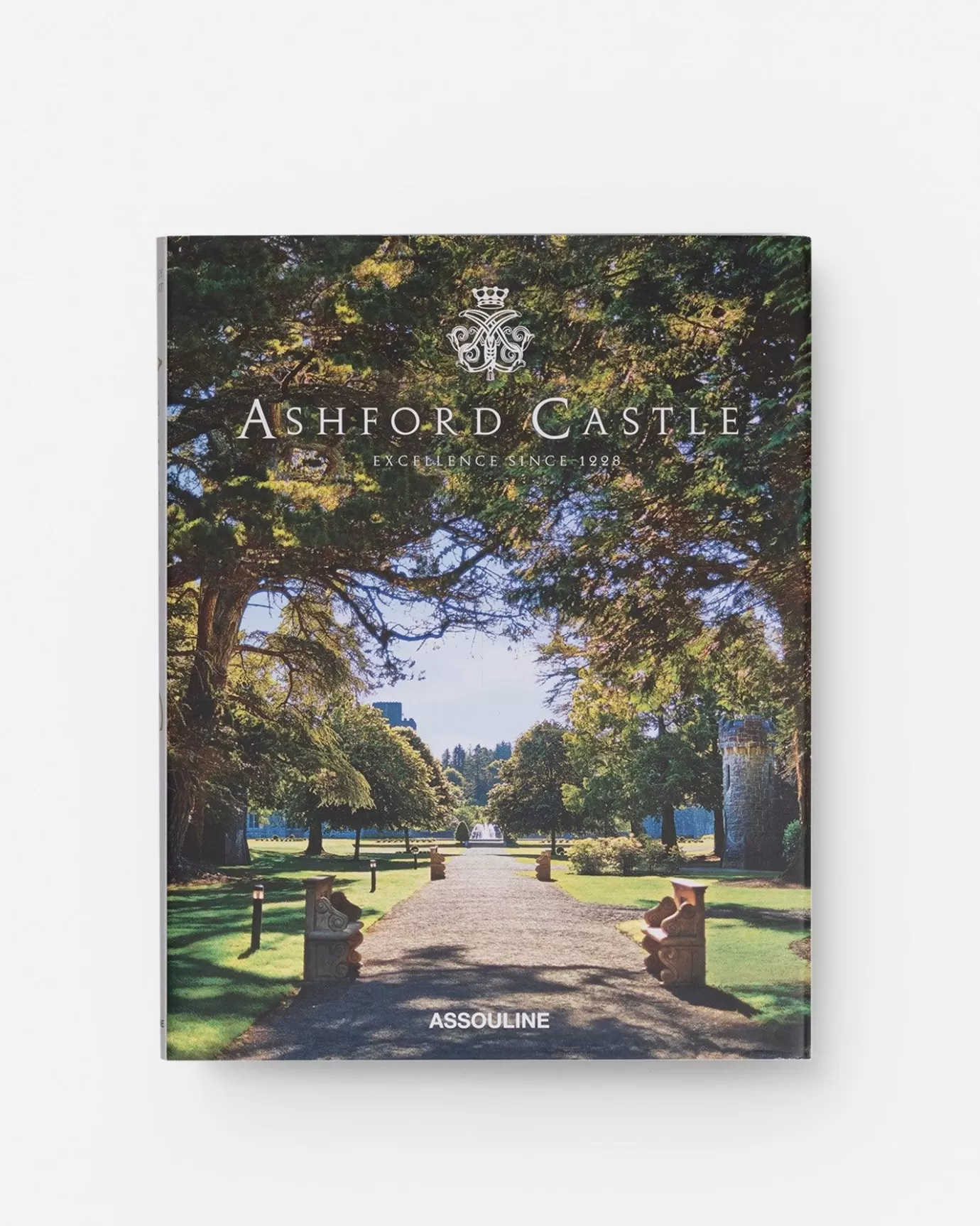 Viajes ASSOULINE | Descubre la Magia de Ashford Castle: Experiencias Únicas en el Castillo de los Sueños Irlandés