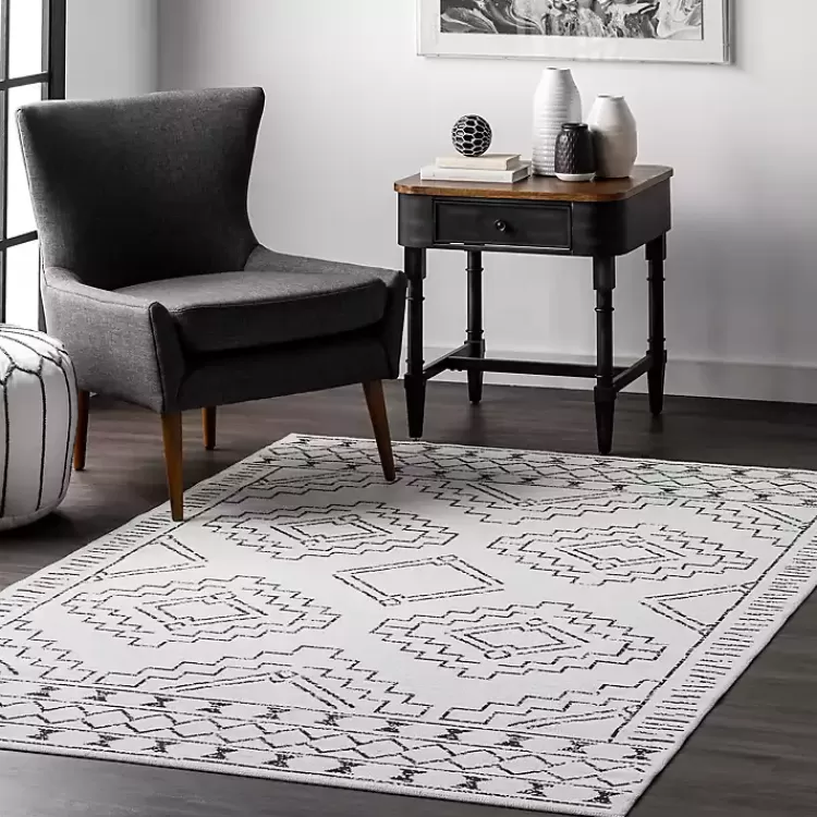 Alfombra lavable marroquí en negro y crema 5x8 pies - Diseño versátil para salas y dormitorios | Colección exclusiva Kirklands Home