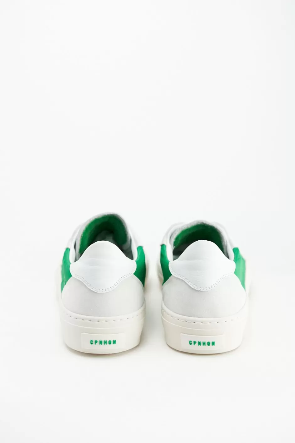 COPENHAGEN STUDIOS - Modelo CPH428 con Combinación de Materiales | Diseño Moderno a Precios Accesibles