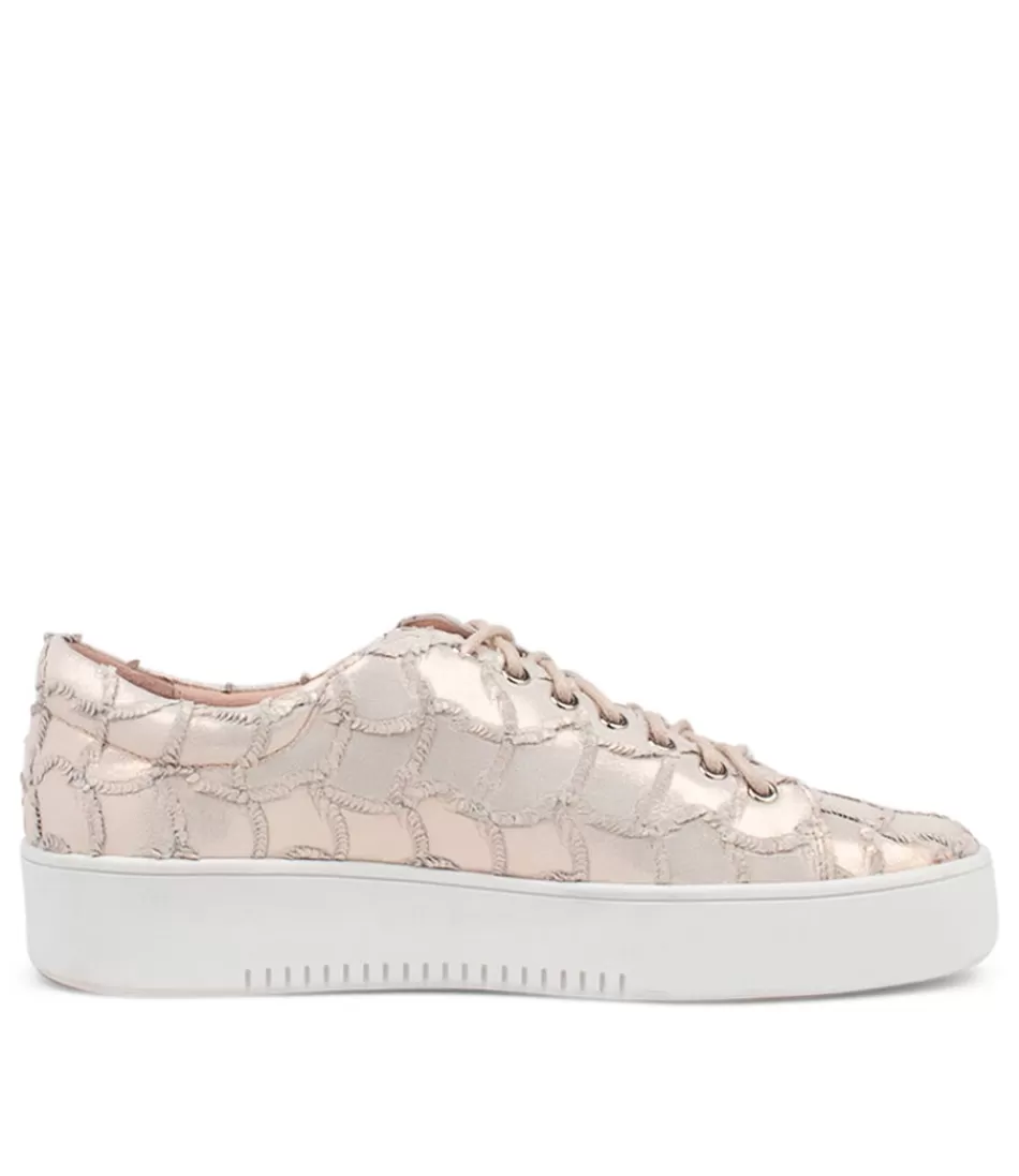 Zapatillas DJANGO & JULIETTE 'Laila' para Mujer - Estilo Casual con Volantes en Cuero Tono Piel
