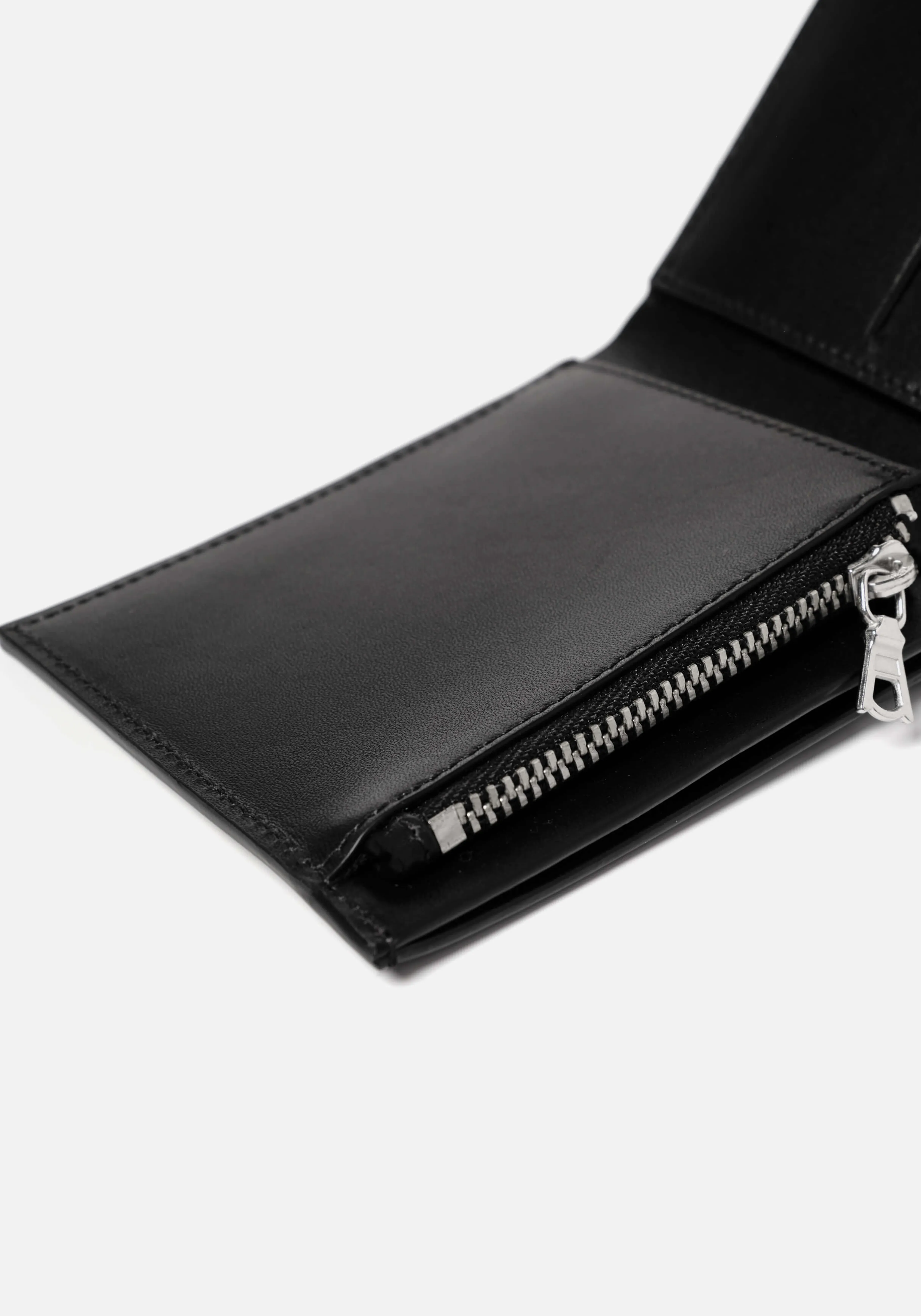 Billetera de Cuero Premium MKI Miyuki Zoku - Elegancia para Tu Estilo de Vida