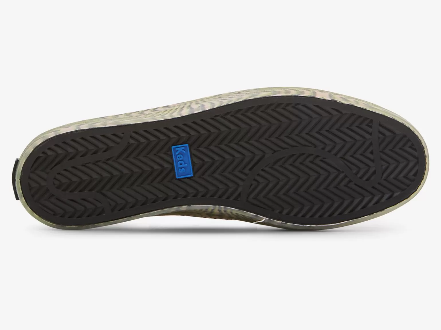 Zapatillas Keds Mujer - Colaboración Maisie Wilen: Mocasín Kickback Sin Cordones en Rosa Suave  

Este modelo combina comodidad casual con diseño moderno. Perfectas para uso diario, estas pantuflas deportivas ofrecen un ajuste fácil con su estilo slip-on y tonos femeninos.